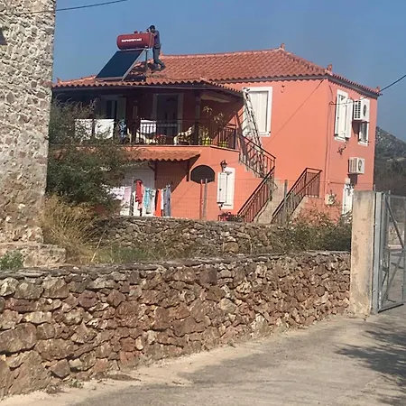 Hébergement de vacances Fraoulitsa