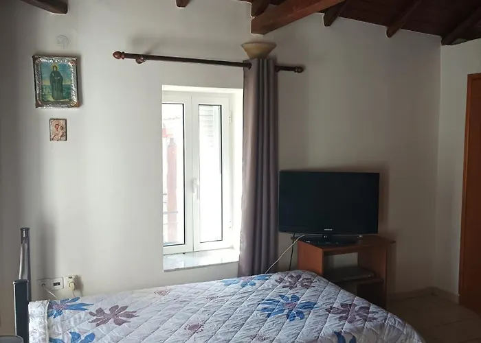 Fraoulitsa Casa de Férias *