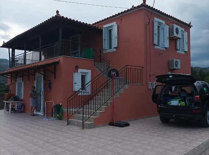 Vakantiehuis Fraoulitsa *